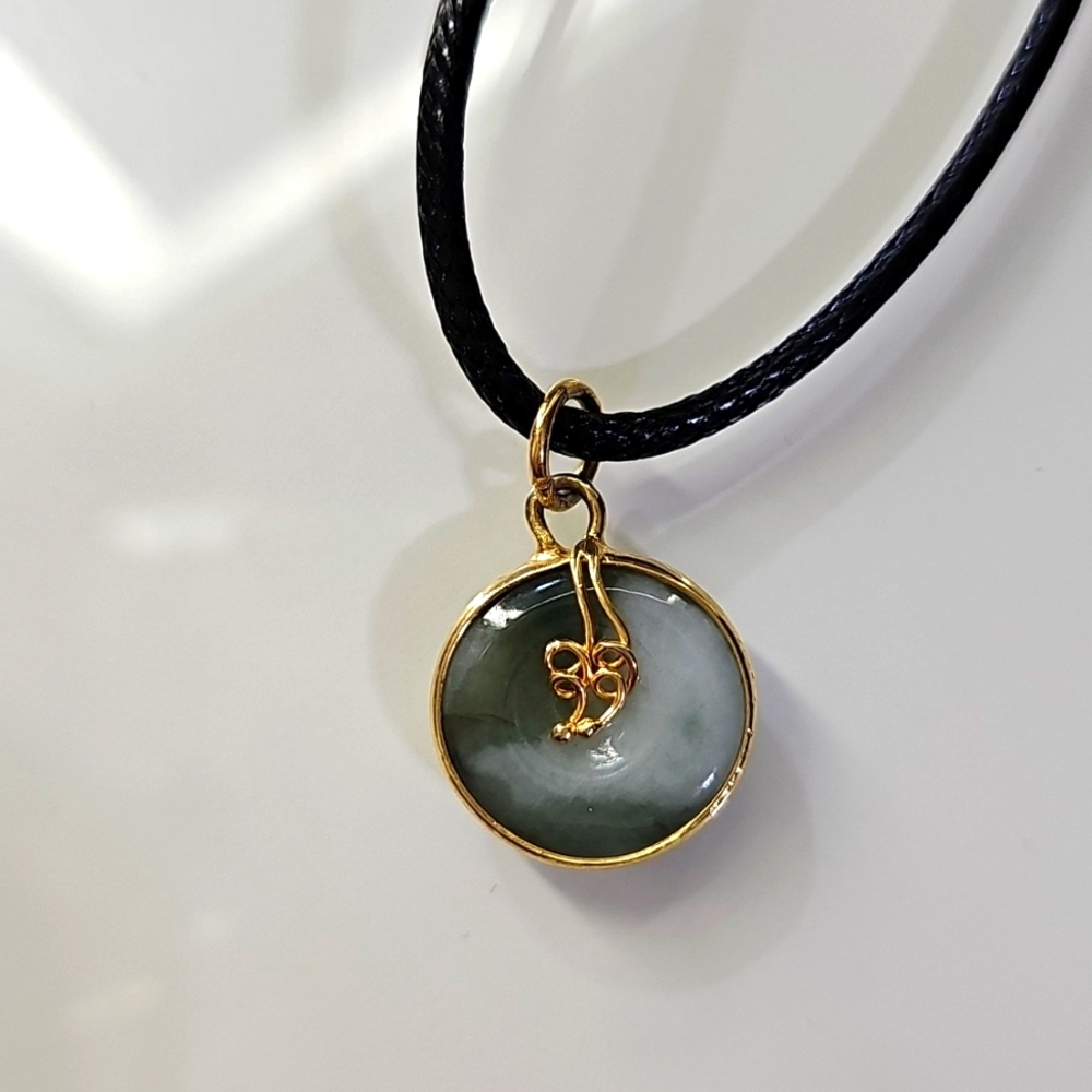 Jade Jewelry Set - Picture 6 of 7